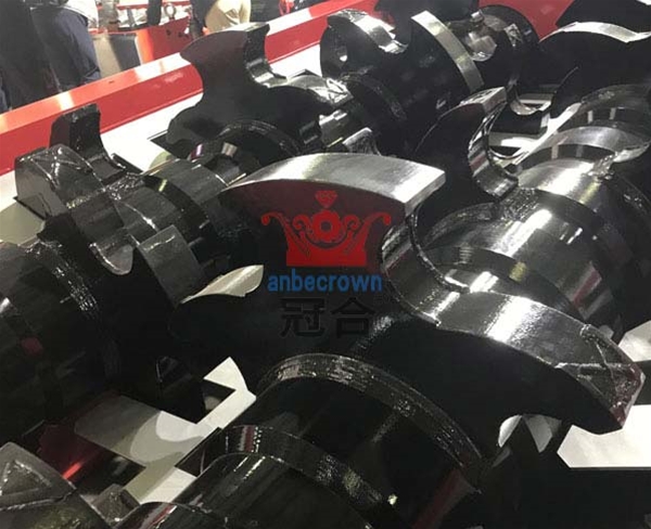 紙廠(chǎng)廢料撕碎機(jī) 7